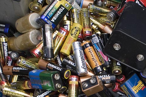 葫芦岛高价钛酸锂电池回收-上门回收蓄电池-废旧电池回收